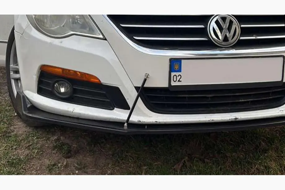 Universele front lip spoiler DPT V-2 (ABS, hoogglans zwart) Foto 3