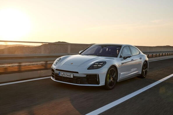 Porsche Panamera 2024: evolutie van de sportwagen