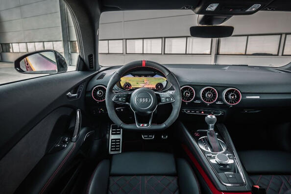 Audi TTS Coupe: sportief karakter in een elegante coupé Foto 6