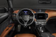 Review van de high-performance Italiaanse sedan Maserati Ghibli foto 5