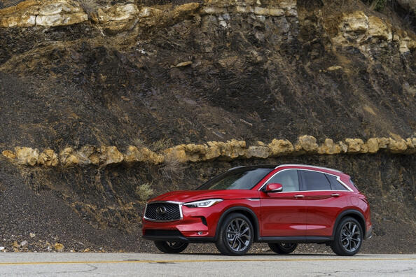 Infiniti QX50: moderne crossover met innovatieve technologie Foto 2