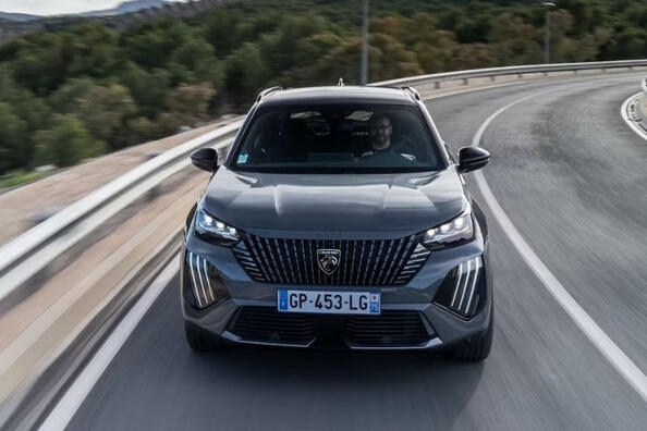 Facelift voor de tweede generatie Peugeot 2008 (2023)