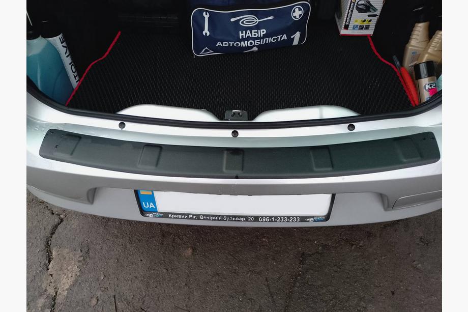 Renault Logan I 2008–2013 Achterbumper diffuser (SD, ABS, Esa) Image