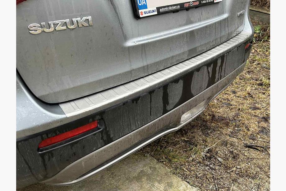 Suzuki Vitara 2015– RVS sierlijst voor achterbumper Carmos (RVS) Image