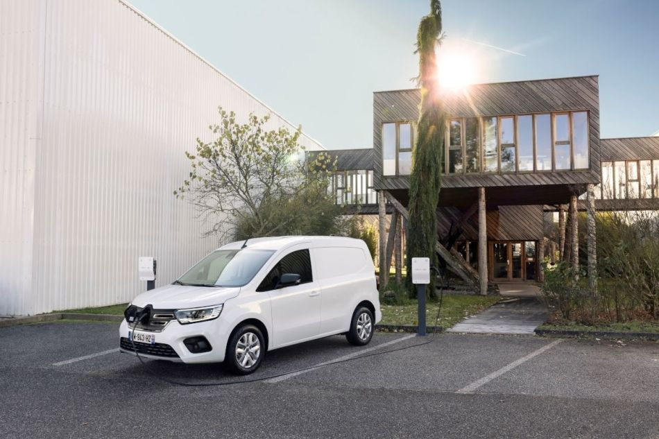Review van de elektrische bestelwagen Renault Kangoo Van E-Tech