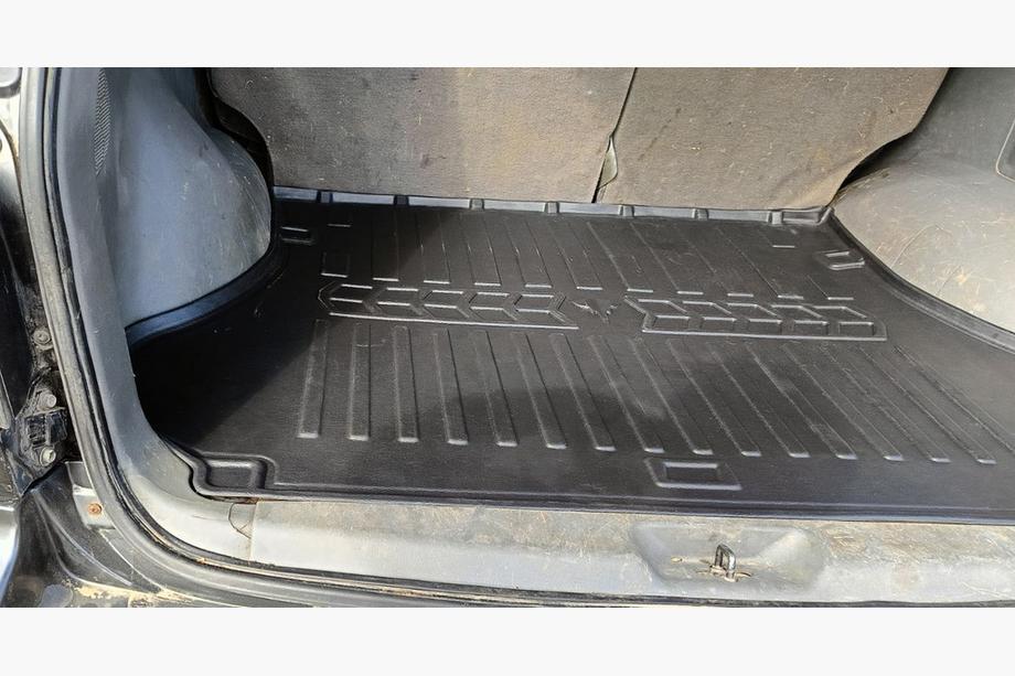 Hyundai Santa Fe 1 2000–2006 Kofferbakmat Stingray 3D Image