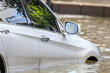 Wat te doen als je auto is overstroomd? foto 1