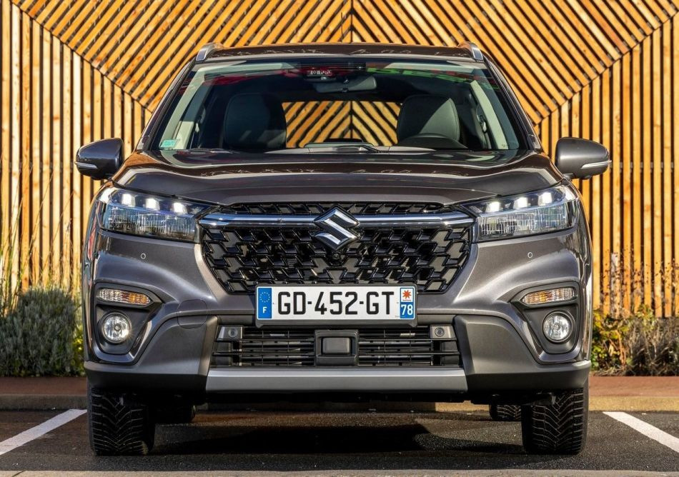 Wat biedt Suzuki S-Cross: overzicht van specificaties en uitrusting