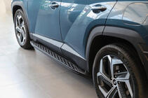 Hyundai Tucson NX4 2021– Sidesteps Shining Black (2 st., aluminium) foto 9
