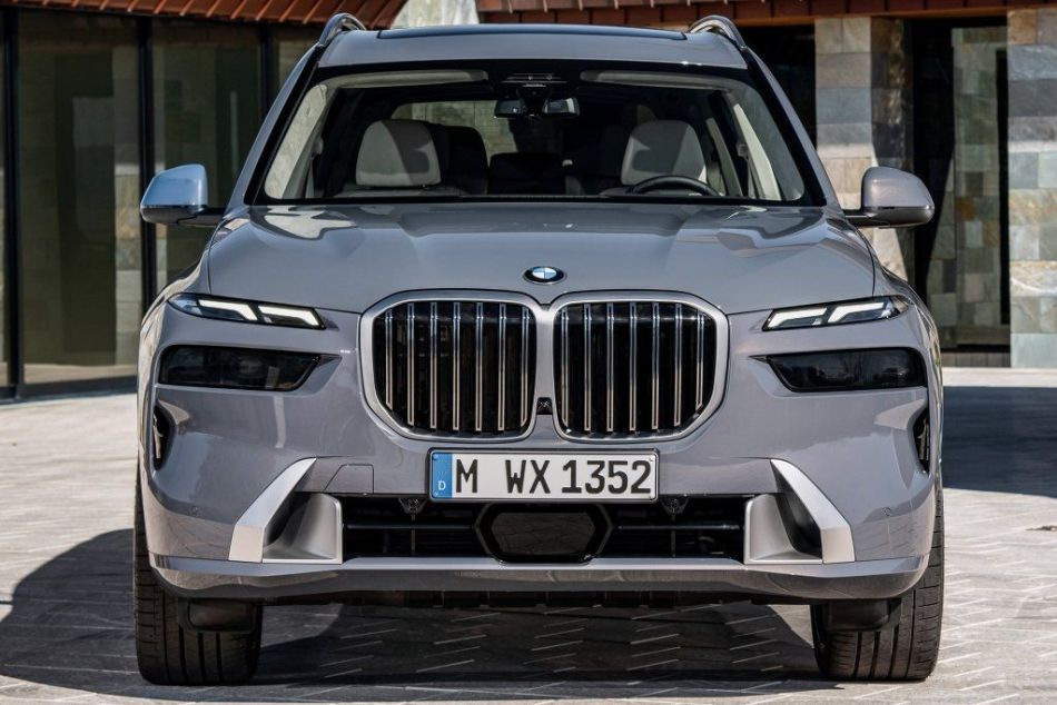 Review van de vernieuwde luxe SUV BMW X7