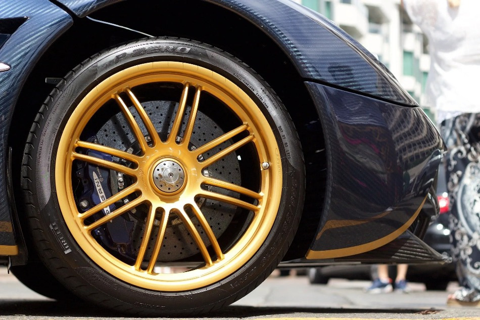 Hoe kies je de juiste velgenkleur voor je auto?