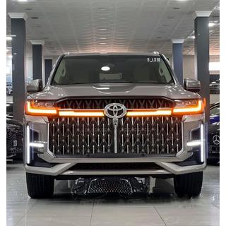 VIP bodykit set Toyota Land Cruiser 300 2021– foto 4