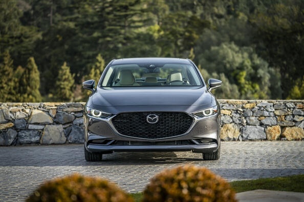 Review: Mazda 3 Sedan IV generatie