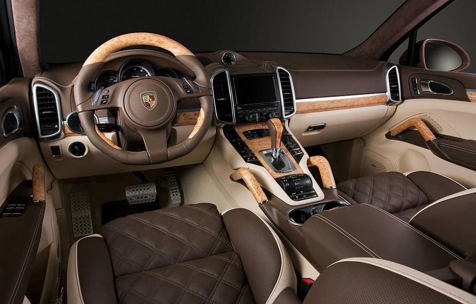 Wat houdt interieurtuning van een auto in?
