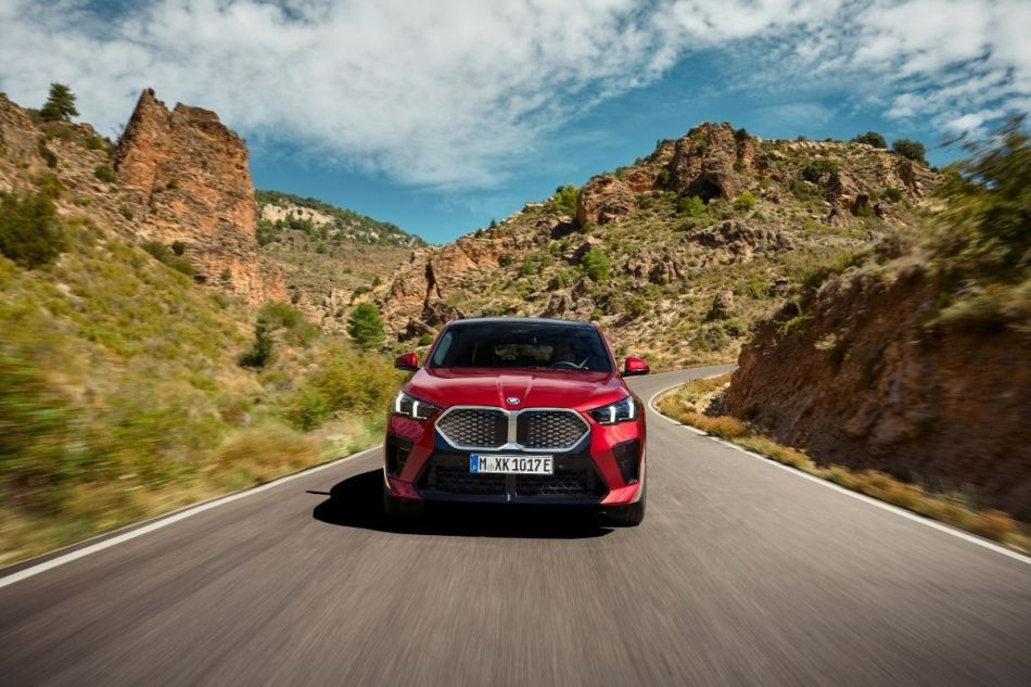 Review van de elektrische compacte crossover BMW iX2