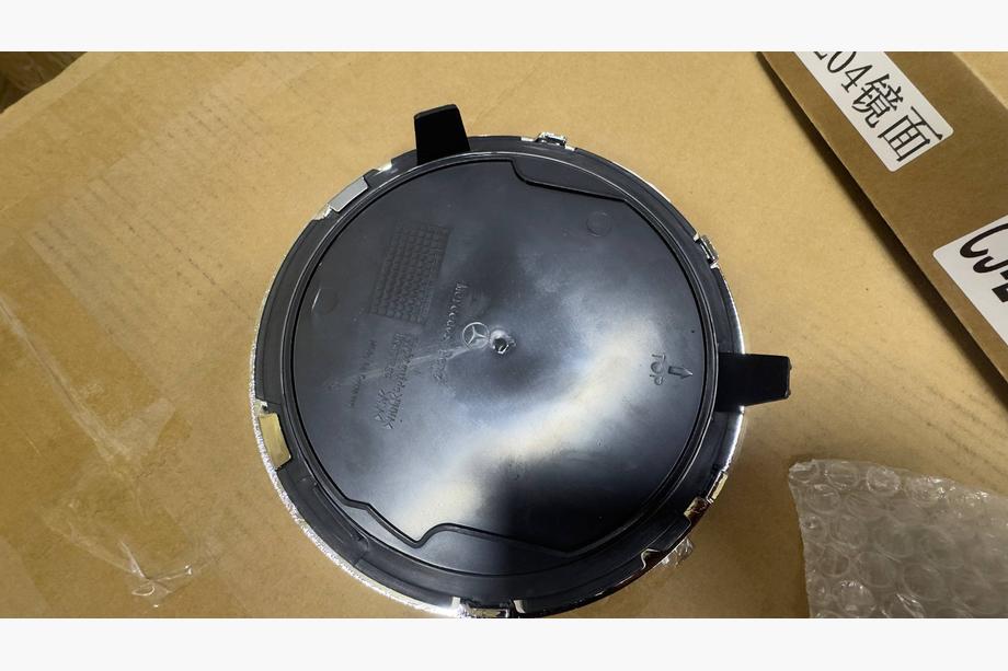 Mercedes Vito/V-klasse W447 2014– Afgeprijsd: Voorembleem onder glas, chroomrand a2048806406 Foto 4