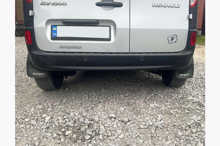 Renault Kangoo 2008–2020 Spatlappen EuroCap Voor Image