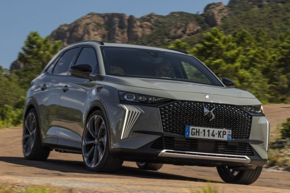 Review van de DS 7-crossover: heruitgevonden elegantie en technologie