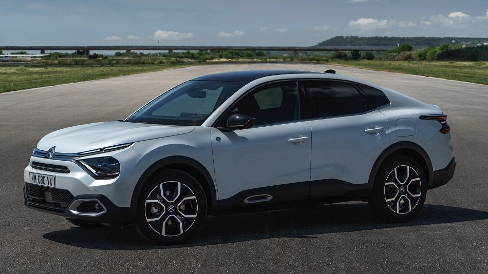 Review van de elektrische fastback Citroen e-C4 X