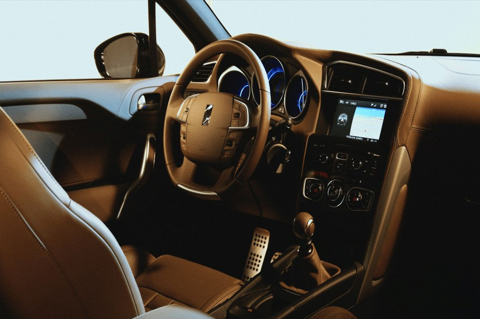 Zo vernieuw je het auto-interieur zelf
