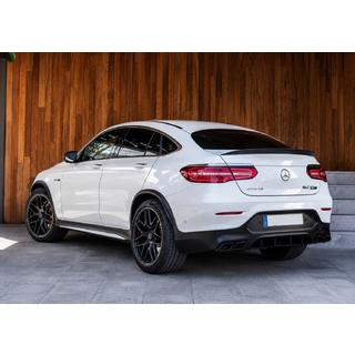 Achterdiffuser met uitlaatsierstukken Black (AMG63 design) foto 3