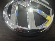 Volkswagen Passat B8 2015–2023 Afgeprijsd voorste embleem (2015-2018) 3G0853601B foto 2