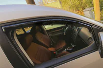 Volkswagen Caddy 2015–2020 Raamwindschermen (inbouw) Niken Luxury (2 st.) foto 1