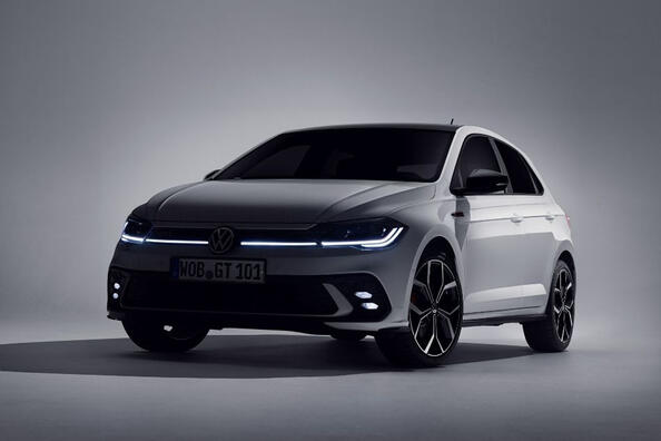 Review van de "opgevoerde" hatchback Volkswagen Polo GTI