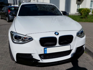BMW 1 Serie F20/F21 2011–2019 Voorbumper lip splitter DPT V-1 (voor M Performance, hoogglans zwart, 2 stuks) foto 4
