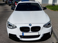 BMW 1 Serie F20/F21 2011–2019 Voorbumper lip splitter DPT V-1 (voor M Performance, hoogglans zwart, 2 stuks) foto 1