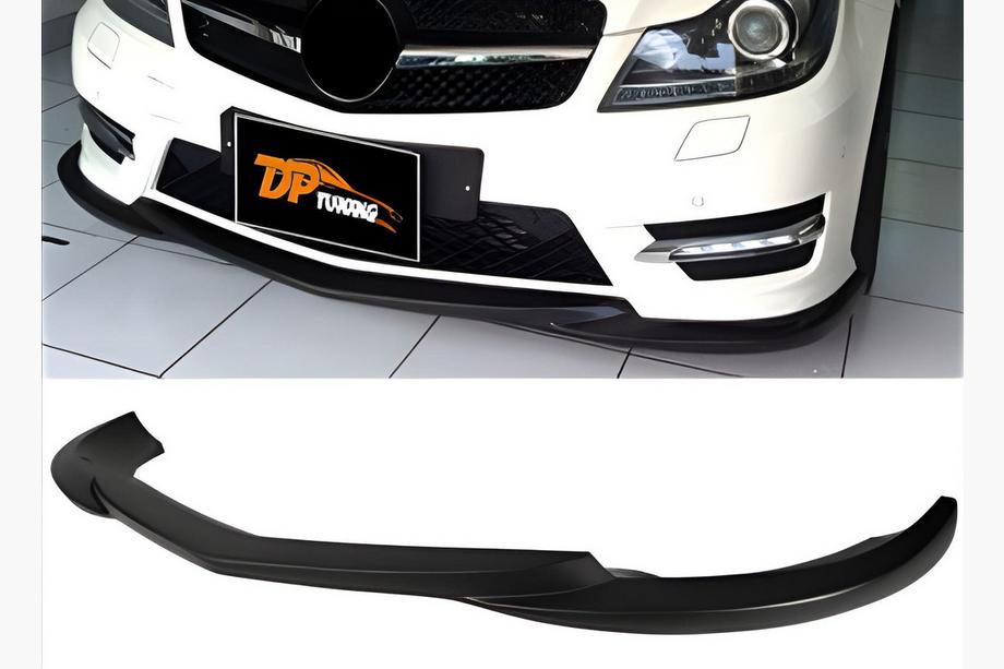 Mercedes C-klasse W204 2007–2015 Frontbumper lip DPT V2 (2011-2015, hoogglans zwart) Foto 1