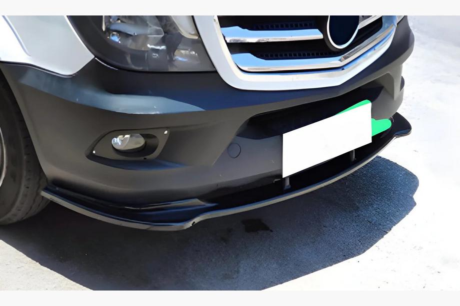 Mercedes Sprinter W906 2006–2018 DPT front bumper lip (hoogglans zwart) Foto 1