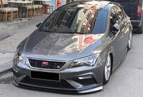 Seat Leon 2013–2020 DPT V-2 front lip spoiler (2017-2020, hoogglans zwart) foto 2