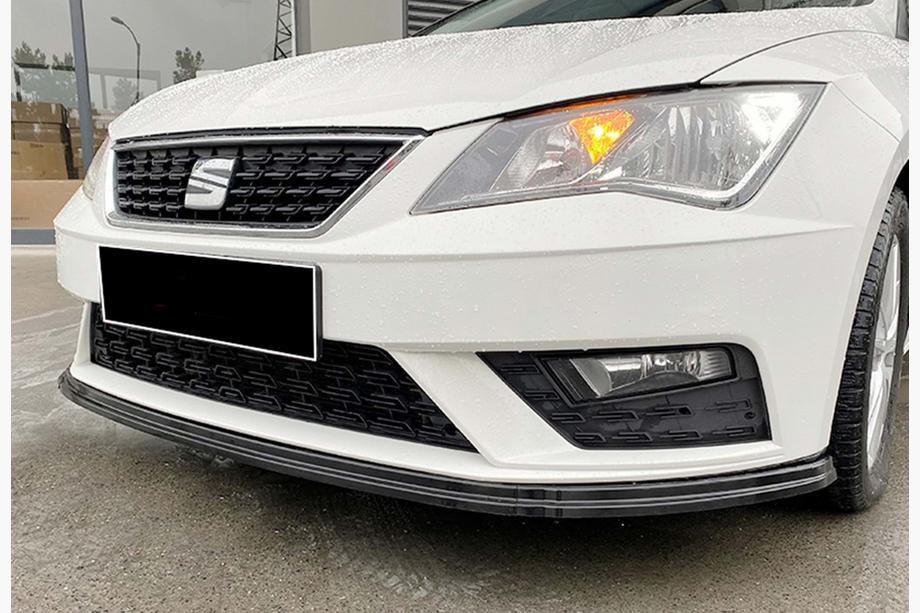 Seat Leon 2013–2020 Front lip spoiler DPT V-4 (2017-2020, glanzend zwart) Image