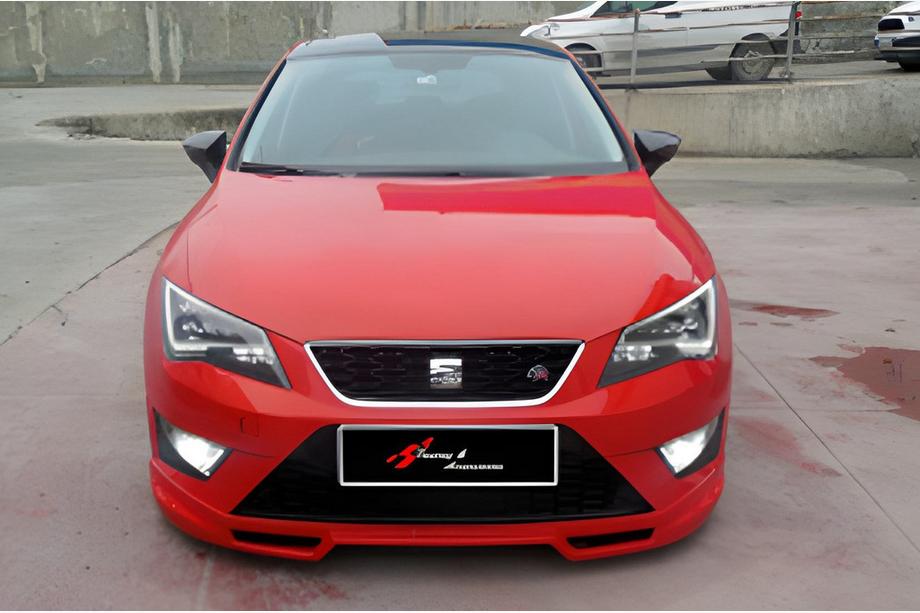 Seat Leon 2013–2020 Front lip DPT V-4 (2013-2016, hoogglans zwart) Foto 1