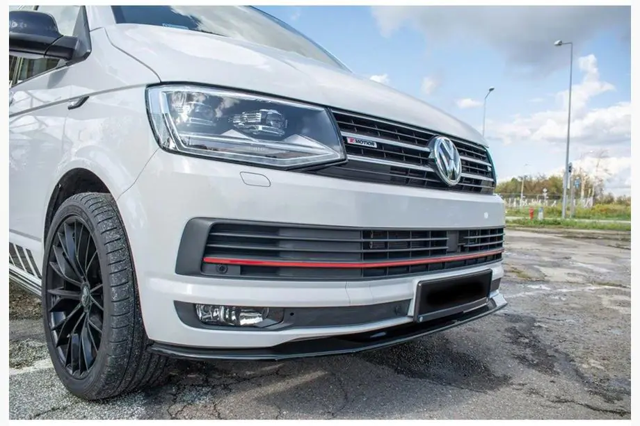 Volkswagen T5 Transporter 2003–2010 DPT front bumper lip (hoogglans zwart) Image