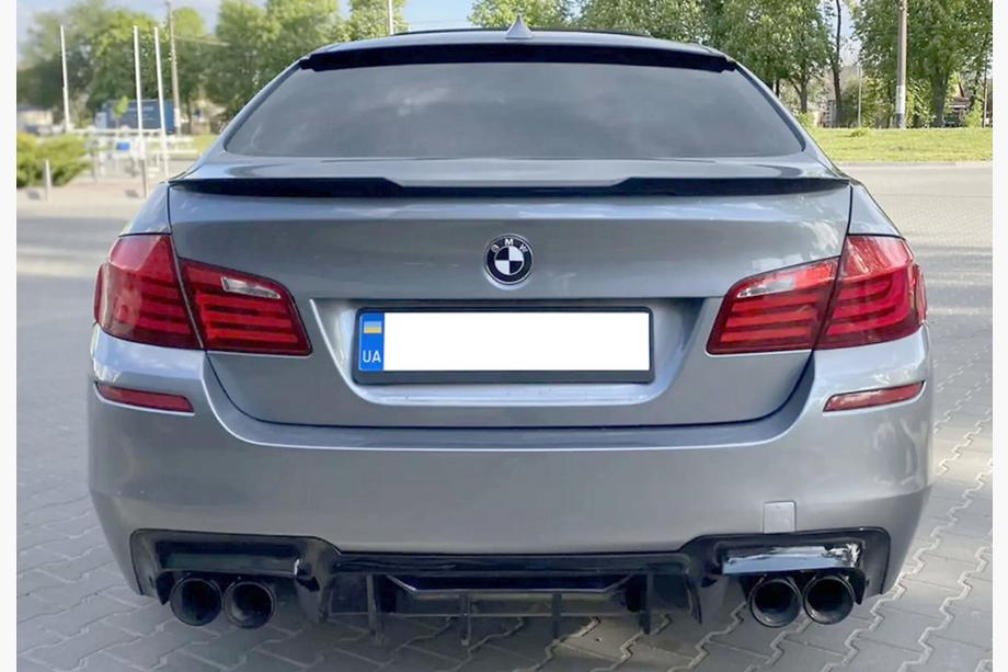 BMW 5 Serie F10/F11 2010–2016 Achterdiffuser CS-Style DPT (voor M5, hoogglans zwart, vacuümgevormd) Foto 2