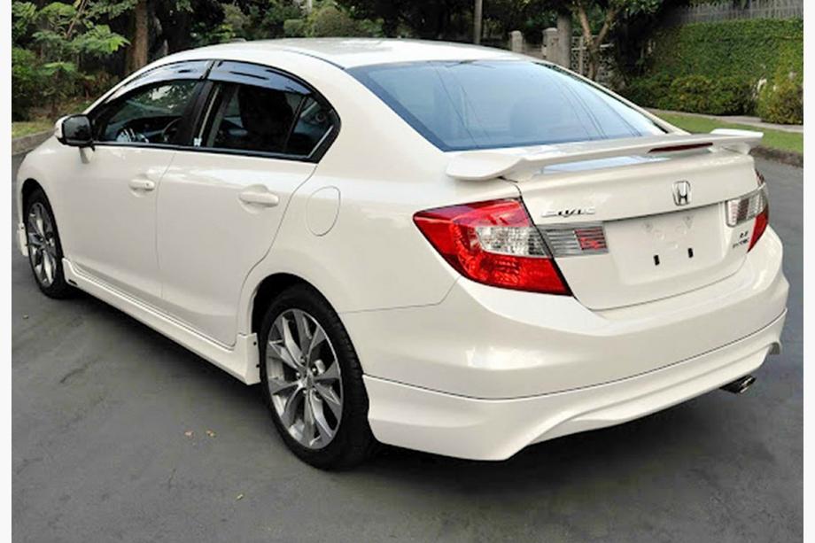 Honda Civic Sedan IX 2011–2016 Achterdiffuser DPT (spuitklaar) Foto 3
