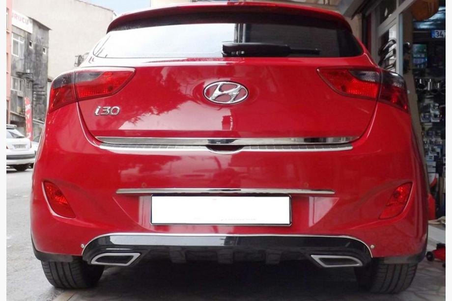 Hyundai I-30 2012–2017 Achterdiffuser DPT V-1 (glanzend zwart) Image