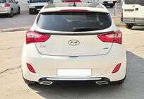 Hyundai I-30 2012–2017 Achterdiffuser DPT V-2 (glanzend zwart) foto 1