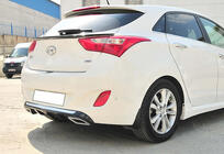 Hyundai I-30 2012–2017 Achterdiffuser DPT V-2 (glanzend zwart) foto 2