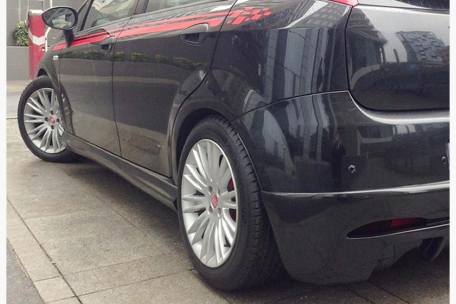 Fiat Punto Grande/EVO 2006–2018 Sideskirts DPT (2012-2018, overspuitbaar) Image