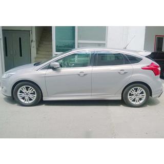 Sideskirts DPT (2011-2014, voor lakken) foto 3