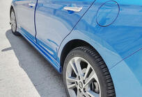 Hyundai Elantra (AD) 2015–2020 DPT sideskirts (hoogglans zwart) foto 1