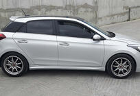 Hyundai I-20 2014–2020 DPT sideskirts (2014-2018, hoogglans zwart) foto 2