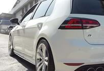 Volkswagen Golf 7/E-Golf 2012–2020 Sideskirts DPT V-2 (hoogglans zwart) foto 3