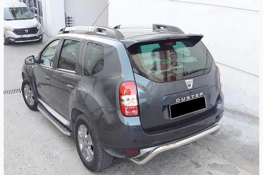 Dacia Duster 2008–2018 DPT spoiler (hoogglans zwart) Image