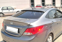Hyundai Accent 2011–2017 DPT spoiler (hoogglans zwart) foto 4