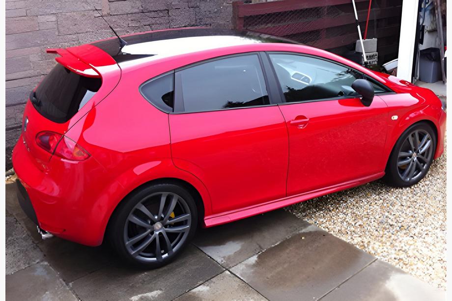 Seat Leon 2005–2012 Spoiler DPT V-6 (2005-2009, om te spuiten) Foto 1