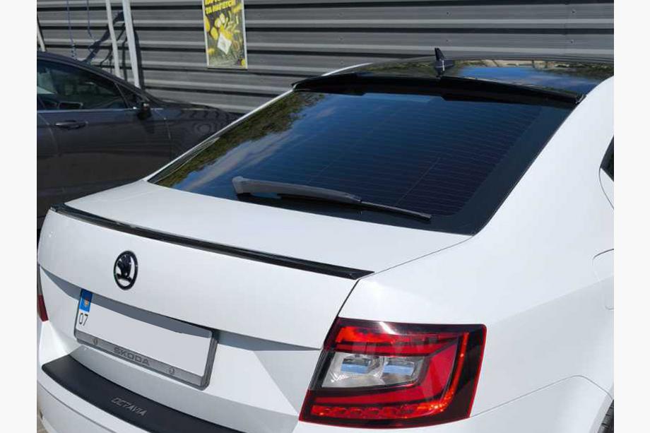 Skoda Octavia III A7 2013–2019 DPT afdekking (glanszwart) Image